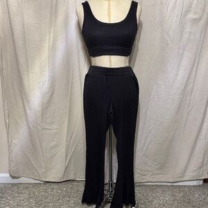 Chic Black Waffle Knit Women's Pajama Set